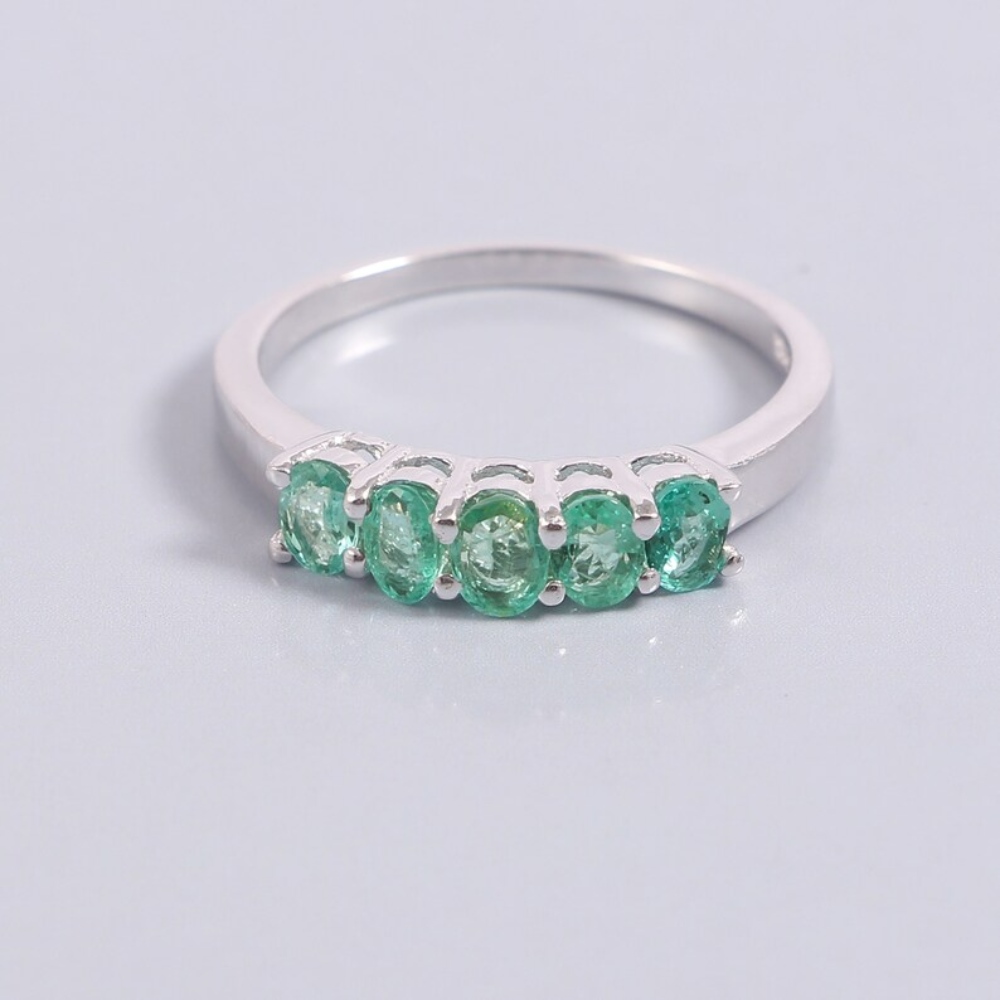 Gemstone Silver Ring*Natural Emerald* Oval Shape (5 Piece Gemstone)