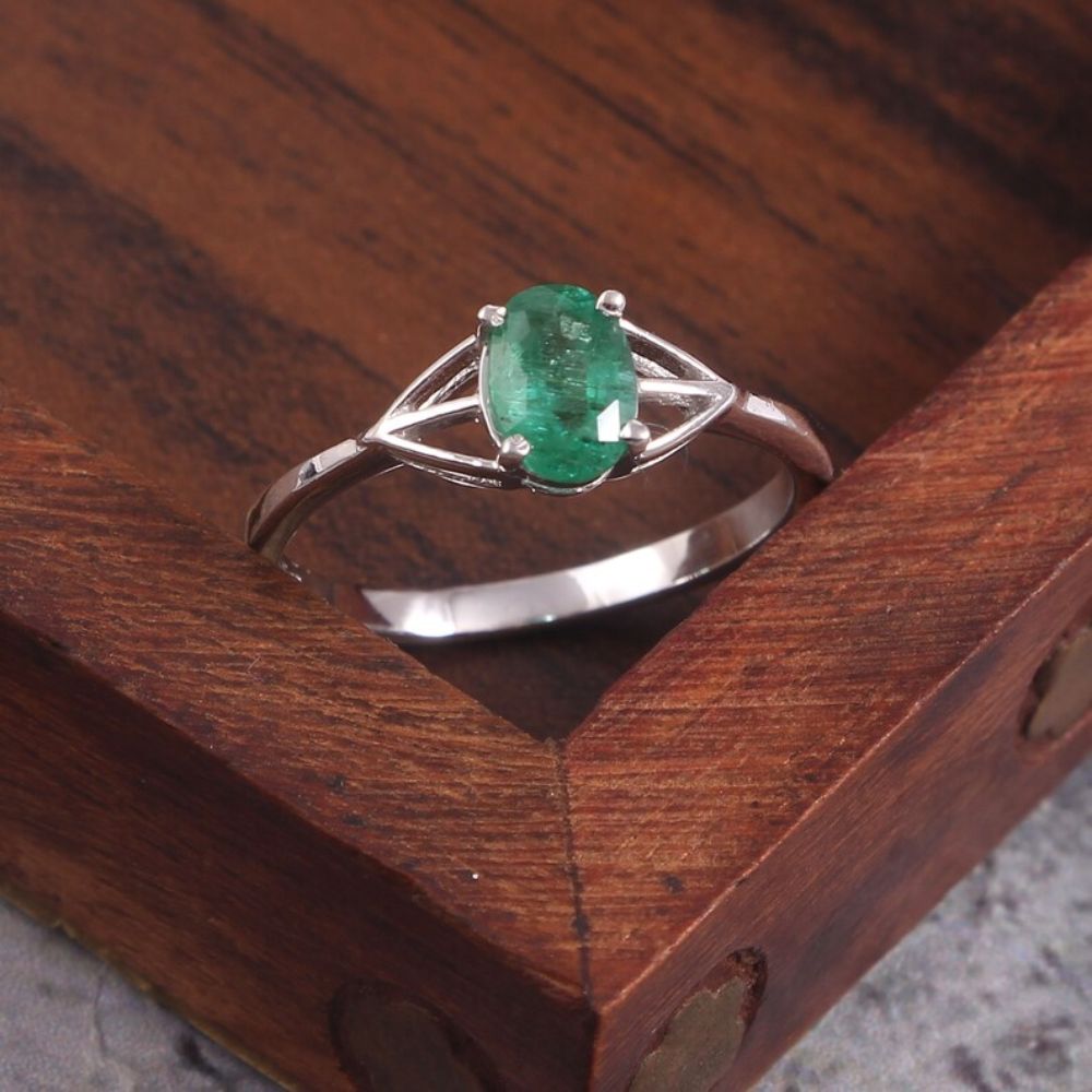 Natural Emerald Ring- Emerald Ring- Stone Oval Ring- 925 Sterling Silver Jewelry 