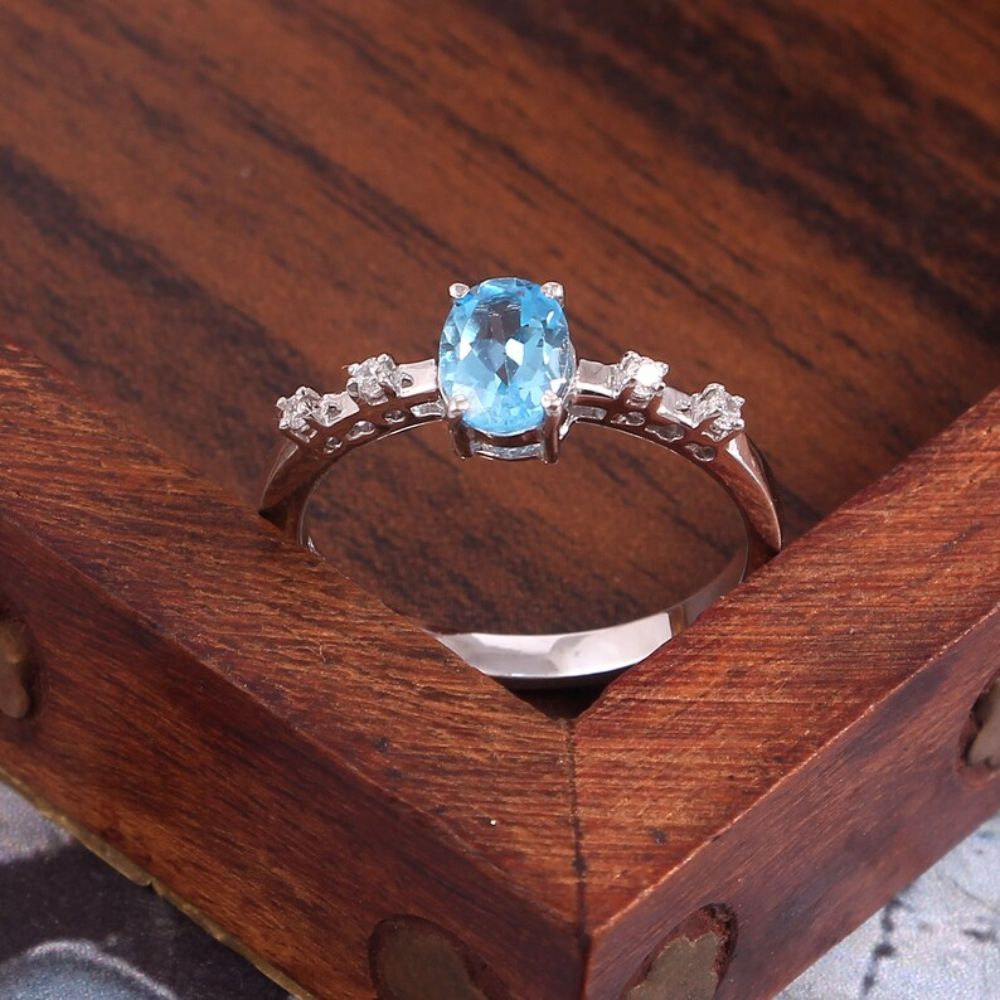 Swiss Blue Topaz Ring Stone Oval Ring-Unique Gift- Handmade Ring- 925 Sterling Silver Jewelry